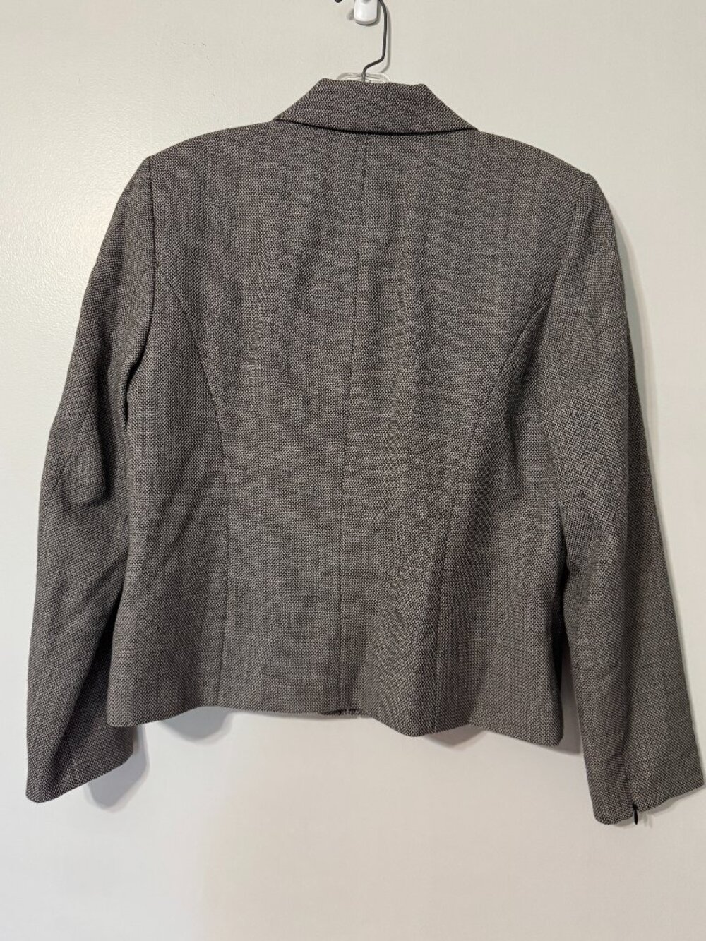 PENDLETON Herringbone Weave Gray Wool Zip Blazer - Picture 3 of 7